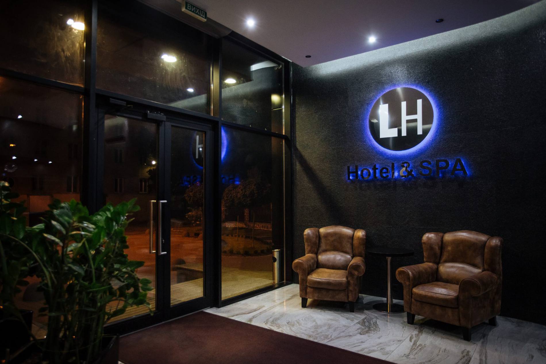Lh Hotel&Spa Liov Exterior foto
